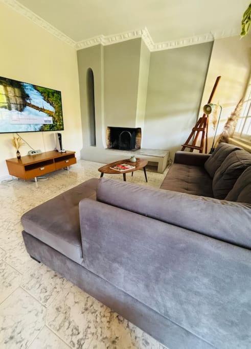 Comfort And Sunny Apartment, Marousi Oaka Stadium Neratziotissa * Athen