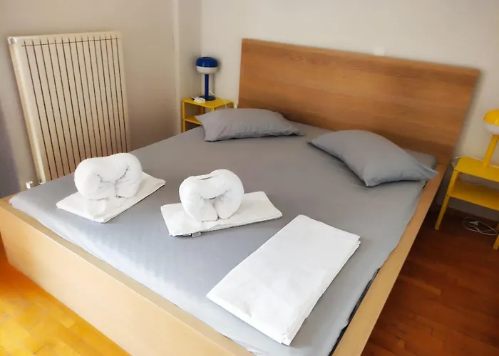 Comfort And Sunny Apartment, Marousi Oaka Stadium Neratziotissa