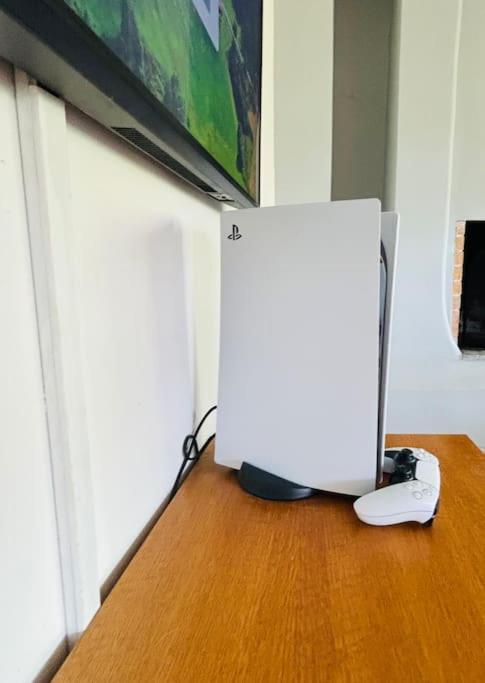 Comfort And Sunny Apartment, Marousi Oaka Stadium Neratziotissa Appartement